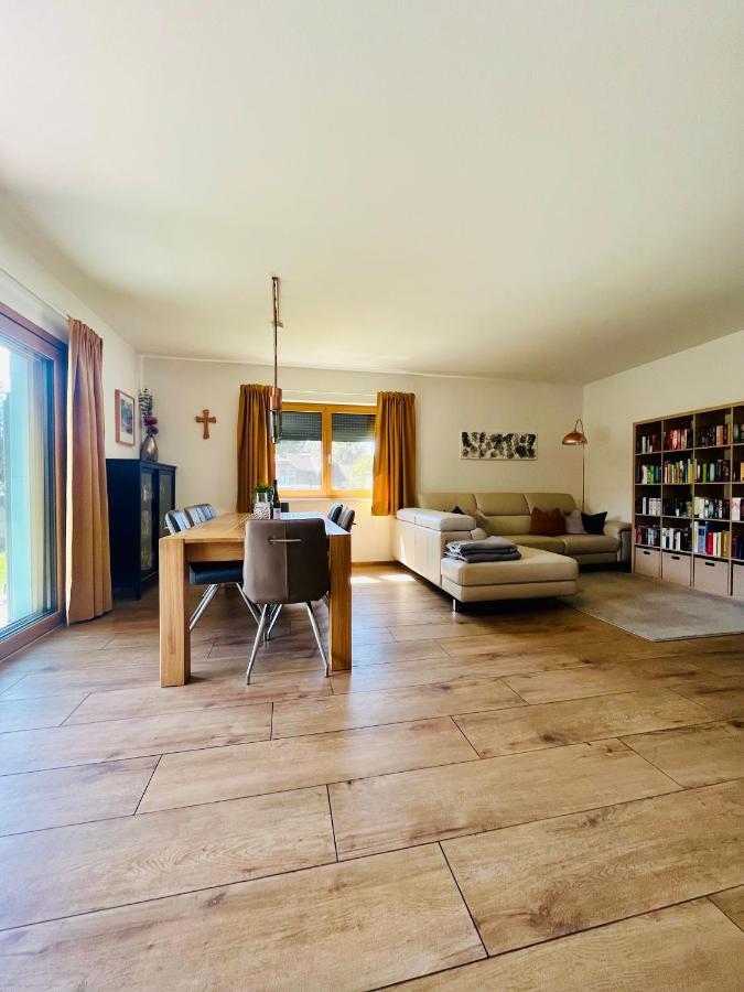 Reizender Bungalow - Mit 120Qm - In Ruhiger Lage แฮร์มากอร์ ภายนอก รูปภาพ