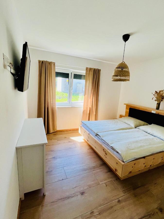 Reizender Bungalow - Mit 120Qm - In Ruhiger Lage แฮร์มากอร์ ภายนอก รูปภาพ